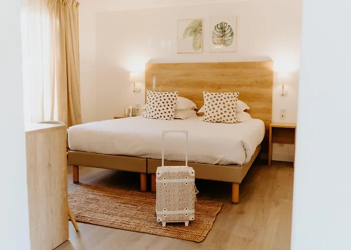 Palm Boutique Hotel 3*